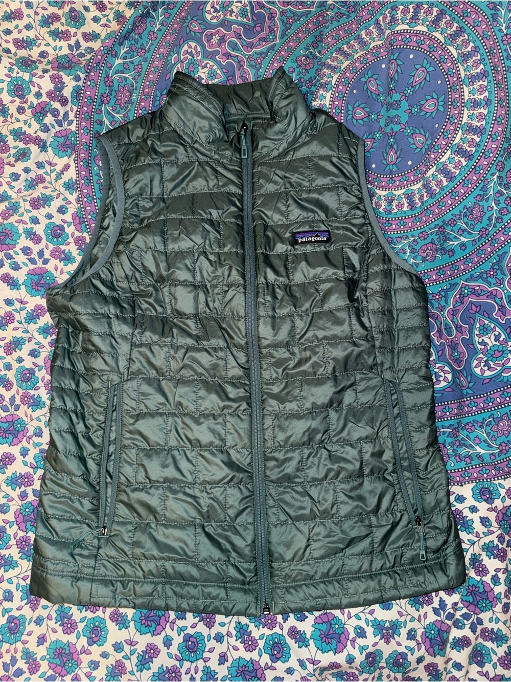 Patagonia Women’s Lightweight Quilted Vest - Blue/Green